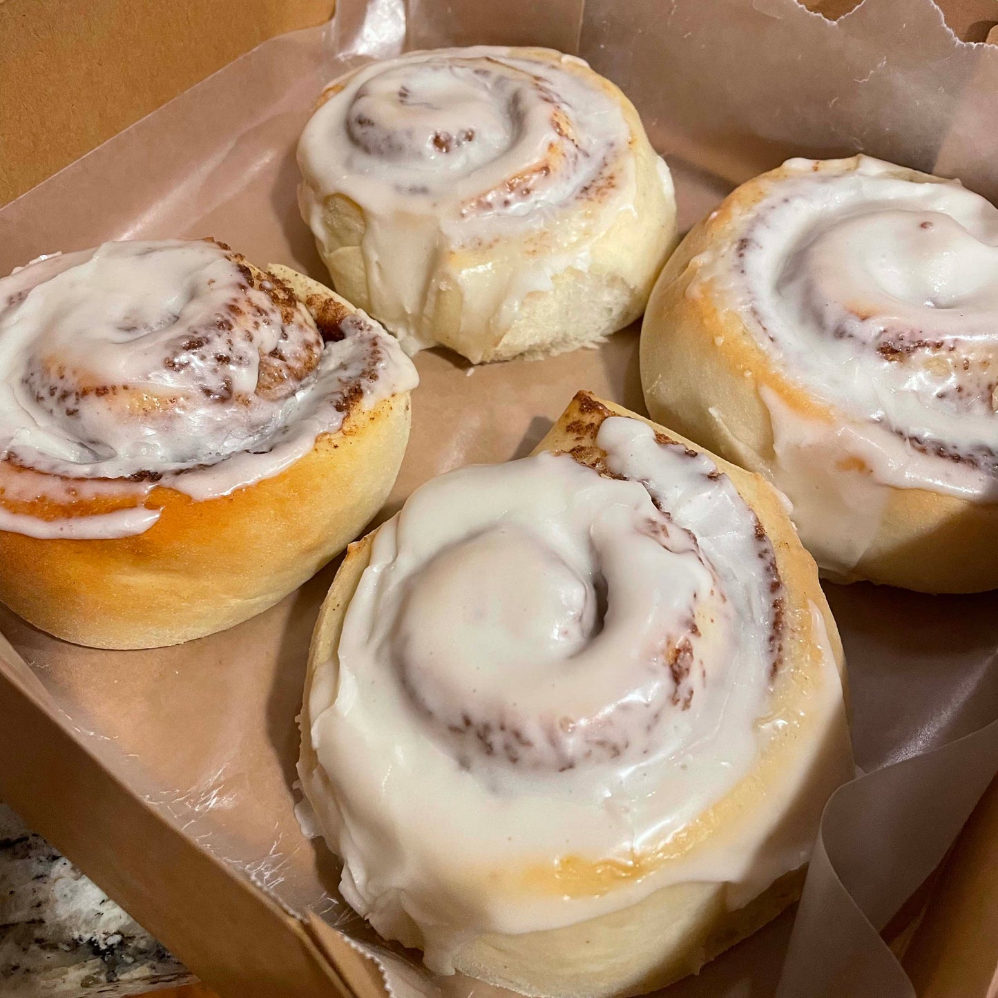 Cinnamon Rolls Box